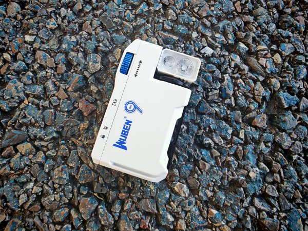 最新股票配资平台 谁说强光手电就得笨重? 务本这俩 “掌心灯” 把便携是玩明白了